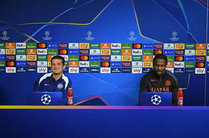 二十一点何时分牌胜率最高？·开云棋牌攻略